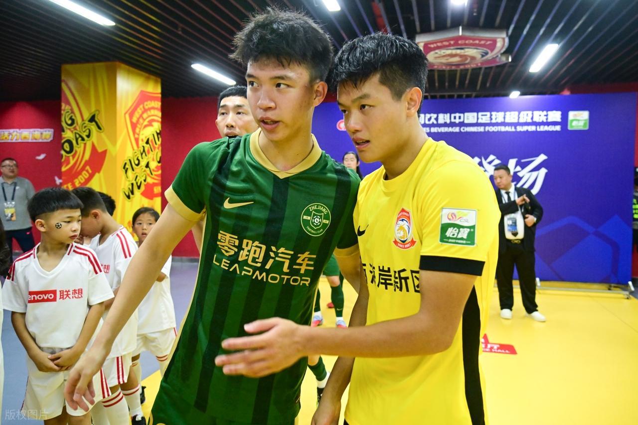 大反转！上港失而复得，王燊超接班人来了，国足王牌新星正式加盟